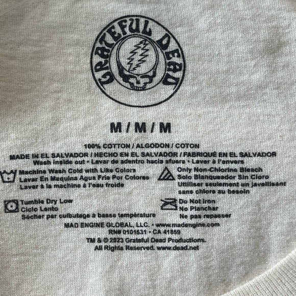 NWT GRATEFUL DEAD Graphic Tee Rainbow Skull Logo Off White Size XS M OVERSIZED - Picture 5 of 5